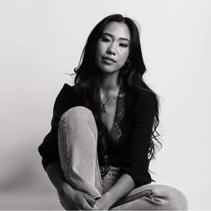 Meet your Posher, Caitlin